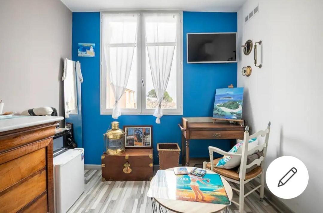 Maison De Vacances A L'Ayguade Classee 3 Etoiles, Climatisee,3Mn A Pied Plage Et Restos ,5Mn Aeroport, 10Mn Gare Hyeres Exterior photo